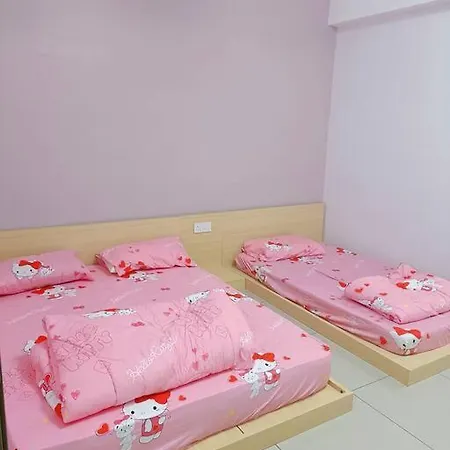 Joyful Sitiawan Skygarden Swimming Pool Apartment Seri Manjung Exterior photo